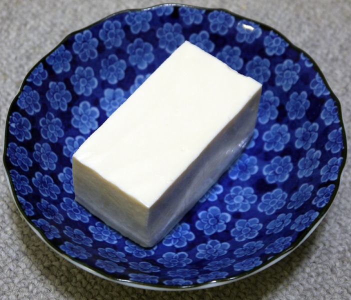 File:Japanese SilkyTofu (Kinugoshi Tofu).JPG