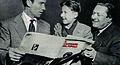 Lamberto Maggiorani e Enzo Staiola, protagonisti del film Ladri di biciclette (Vittorio De Sica, 1948) insieme al fondatore della rivista Il Calendario del Popolo, Giulio Trevisani..jpg